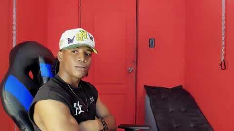 Snapshot of axel_silva3 chatting on February 19, 12:34 pm AXEL SILVA online show from February 19, 12:34 pm