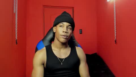 Snapshot of axel_silva3 chatting on February 24, 12:47 pm AXEL SILVA online show from February 24, 12:47 pm