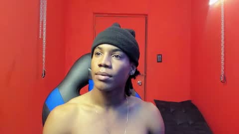 Snapshot of axel_silva3 chatting on March 3, 12:44 pm AXEL SILVA online show from March 3, 12:44 pm