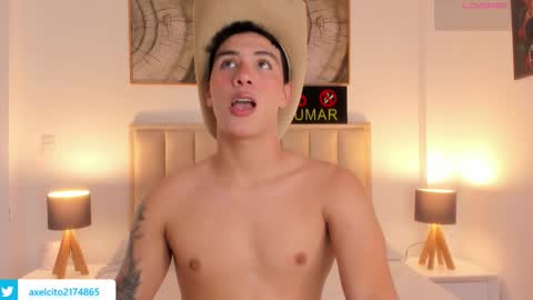 axel slim online show from February 2, 7:18 am