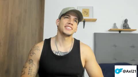 INDEPENDENT MODEL  online show from December 4, 6:38 pm