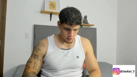 INDEPENDENT MODEL  online show from January 7, 3:31 am