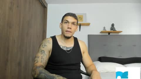 INDEPENDENT MODEL  online show from July 10, 9:28 pm