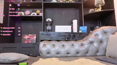 Snapshot of axel_tone chatting on May 16, 10:36 am Axel online show from May 16, 10:36 am