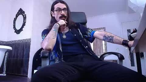 Snapshot of axelcolton chatting on February 7, 11:47 am AxelColton online show from February 7, 11:47 am