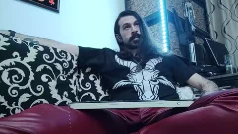 Snapshot of axelcolton chatting on February 21, 8:10 pm AxelColton online show from February 21, 8:10 pm