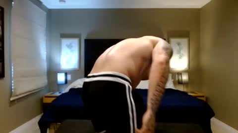 Snapshot of axelkane chatting on January 21, 7:17 pm Axel Kane online show from January 21, 7:17 pm