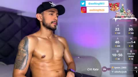 Snapshot of axelking13 chatting on December 9, 12:23 am Axel King online show from December 9, 12:23 am