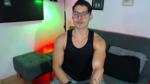 axell online show from June 19, 2:27 am