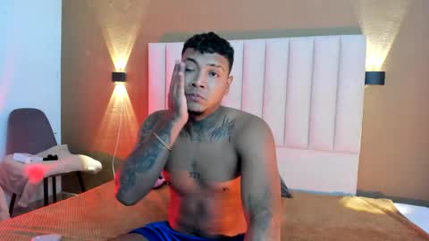 Snapshot of axell_king07 chatting on April 24, 12:29 pm Axell online show from April 24, 12:29 pm