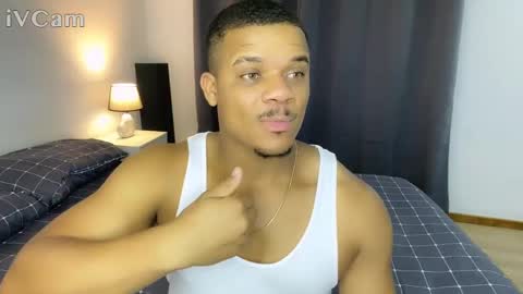 Snapshot of axelldasilva chatting on March 9, 11:14 pm AXEL DA SILVA online show from March 9, 11:14 pm