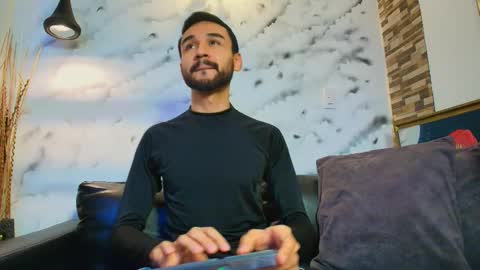 Axel Moon online show from February 3, 10:04 pm