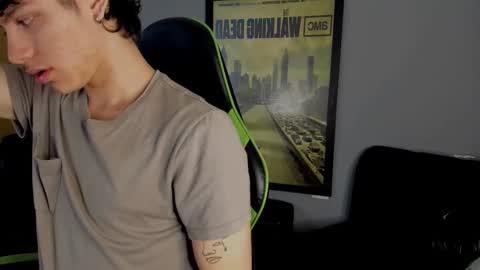 Axel Raven online show from December 3, 1:21 pm