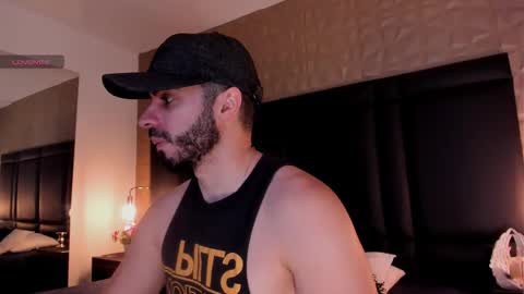 Axel Thompsom online show from October 1, 11:38 am