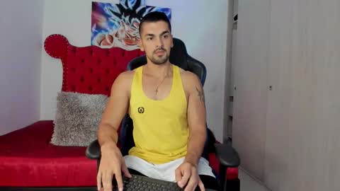 Snapshot of axelwinters_ chatting on December 2, 11:59 am Axel online show from December 2, 11:59 am