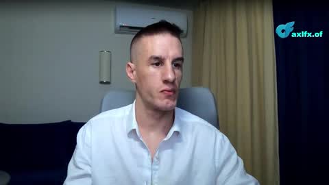 Axl online show from February 27, 2:44 am