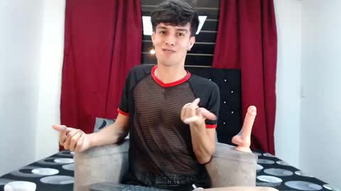 Axxxel  online show from February 6, 1:32 am