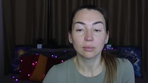 Jully online show from February 25, 9:20 am