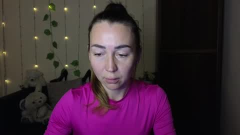 Jully online show from March 9, 12:20 pm