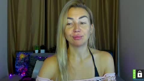 Jully online show from October 18, 5:32 am