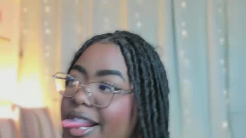 Ayana  online show from May 18, 11:16 am