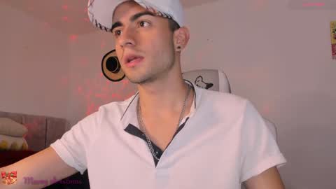 AYDAN STIVEN OF AYDANSTIVEN online show from December 25, 12:37 am