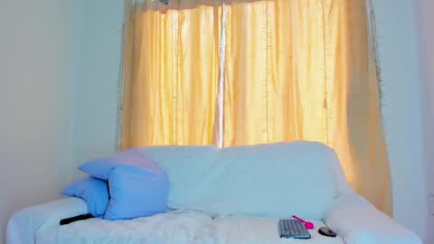 Mariana online show from February 18, 8:36 pm