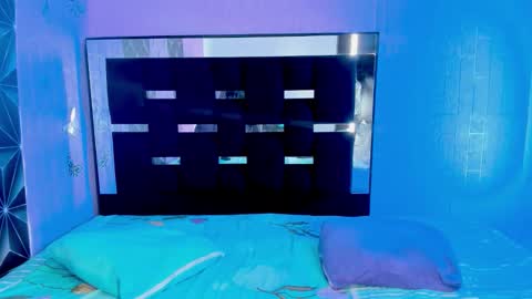 Mariana online show from October 31, 4:08 pm