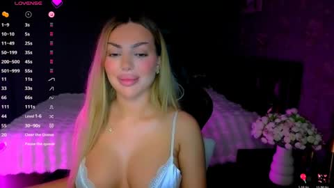  Ayla Demir  online show from March 31, 9:04 pm