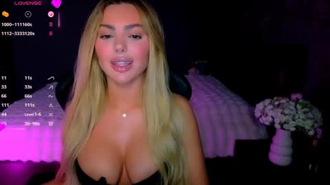  Ayla Demir  online show from June 1, 8:10 pm