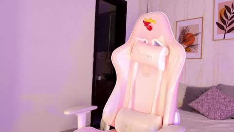 Ayleen online show from October 1, 12:33 pm