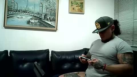 Ayrton naffah2 online show from December 3, 7:05 am