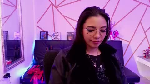 sofia online show from December 15, 11:31 pm