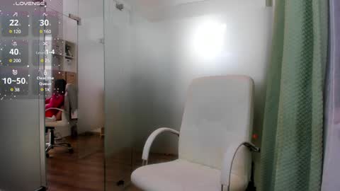 Ayumi online show from February 8, 8:42 am