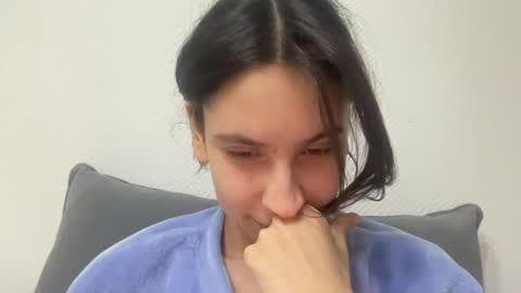 Snapshot of ayyababys chatting on December 18, 7:41 pm angel ayya online show from December 18, 7:41 pm