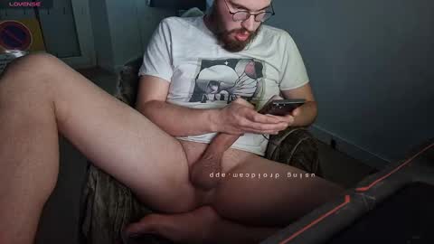 Snapshot of azagal22 chatting on January 8, 8:07 pm justin online show from January 8, 8:07 pm