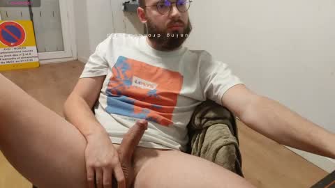 Snapshot of azagal22 chatting on January 22, 10:26 pm justin online show from January 22, 10:26 pm