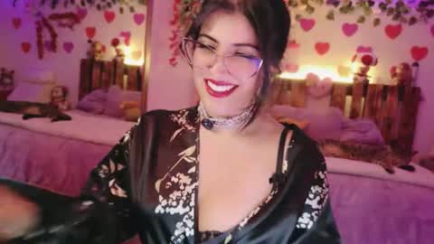 Snapshot of azaharnoor chatting on July 17, 12:50 am Azahar online show from July 17, 12:50 am