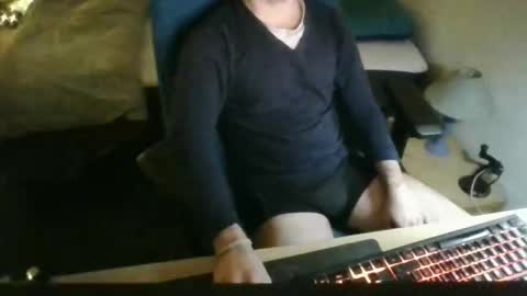 Snapshot of azdert2100 chatting on February 7, 4:54 pm azdert online show from February 7, 4:54 pm