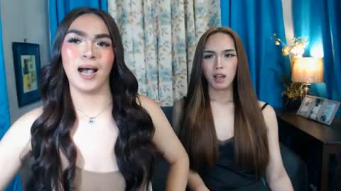 Snapshot of azelkimbrutas chatting on July 10, 4:06 am azelkimbrutas online show from July 10, 4:06 am