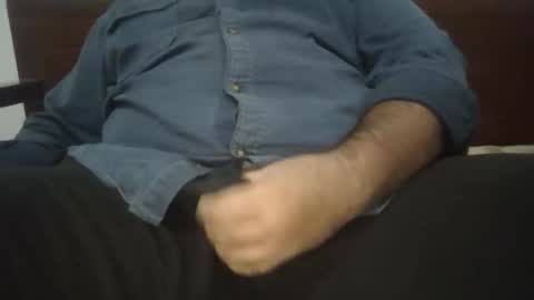 Snapshot of azizou83 chatting on November 29, 1:52 am azizou83 online show from November 29, 1:52 am