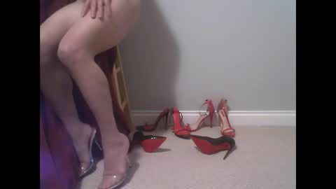 Snapshot of azn_ph_doll chatting on May 16, 10:36 am azn_ph_doll online show from May 16, 10:36 am
