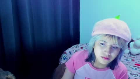 Azu Moure online show from July 28, 2:51 am