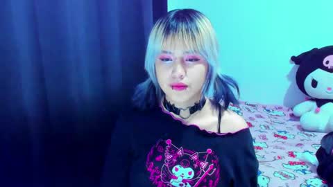 Azu Moure online show from August 9, 3:34 am