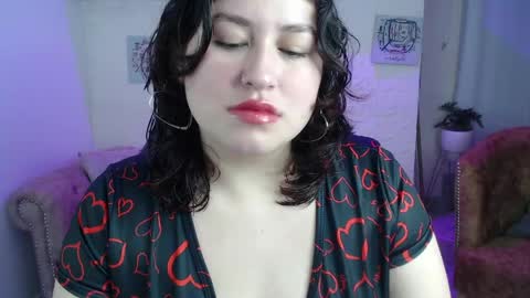 Snapshot of azul_veraa chatting on April 23, 12:29 pm Azul online show from April 23, 12:29 pm