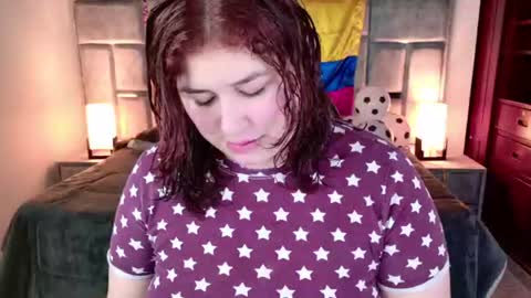 Snapshot of azul_veraa chatting on June 20, 12:19 pm Azul online show from June 20, 12:19 pm