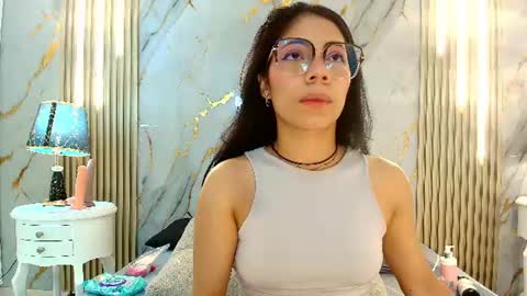 Snapshot of azulmaveric chatting on July 1, 1:13 pm AZUL online show from July 1, 1:13 pm