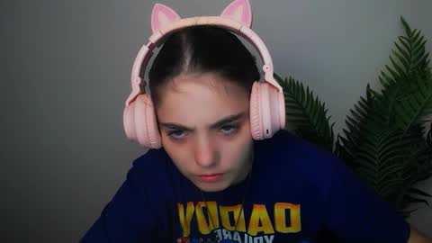 azumi_chan_ online show from September 20, 8:32 pm