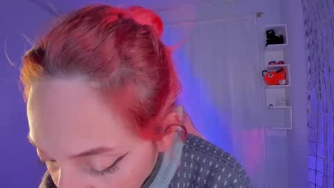 azumi saan online show from December 7, 5:15 am