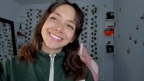 azumi saan online show from November 27, 3:08 am